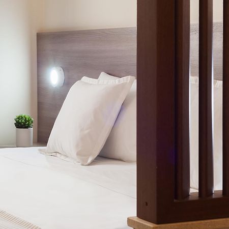 Blubay Suites By St Hotels Gzira Exteriör bild
