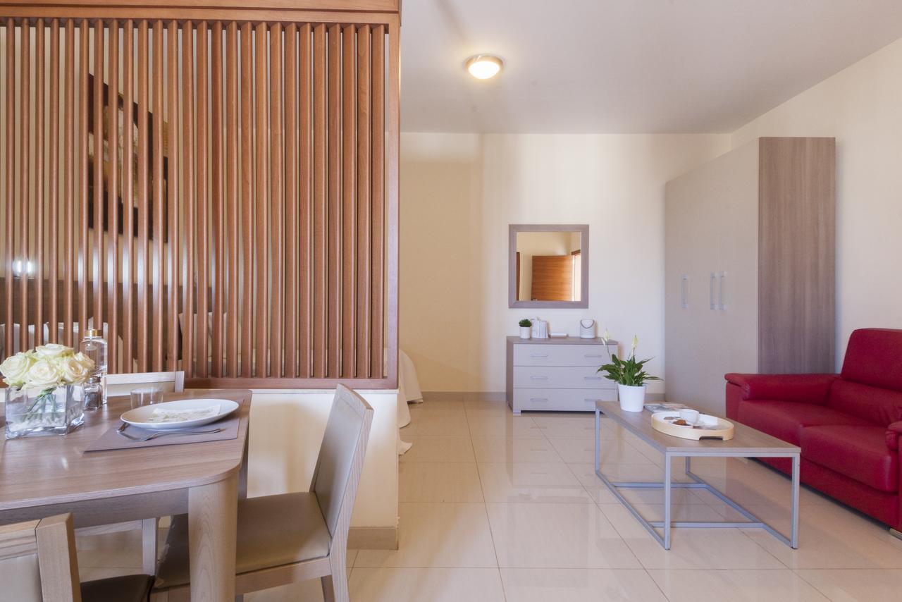 Blubay Suites By St Hotels Gzira Exteriör bild